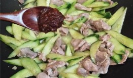 娱乐吃瓜酱分享一些可爱,娱乐吃瓜酱的甜蜜分享时光